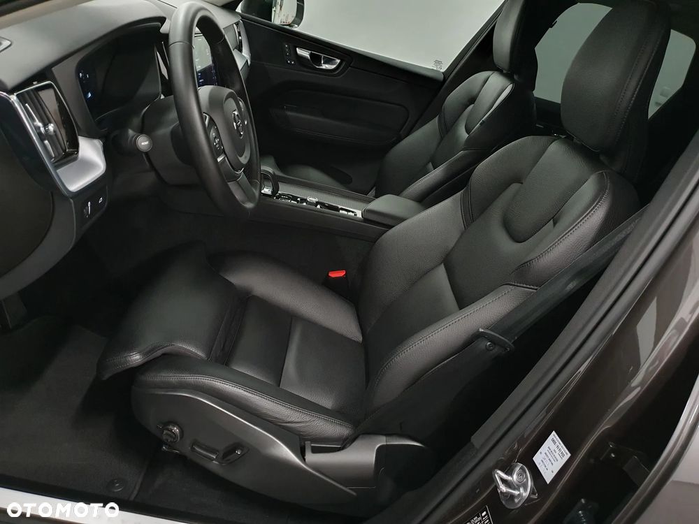 Volvo XC 60 B4 D AWD Geartronic Inscription - 6