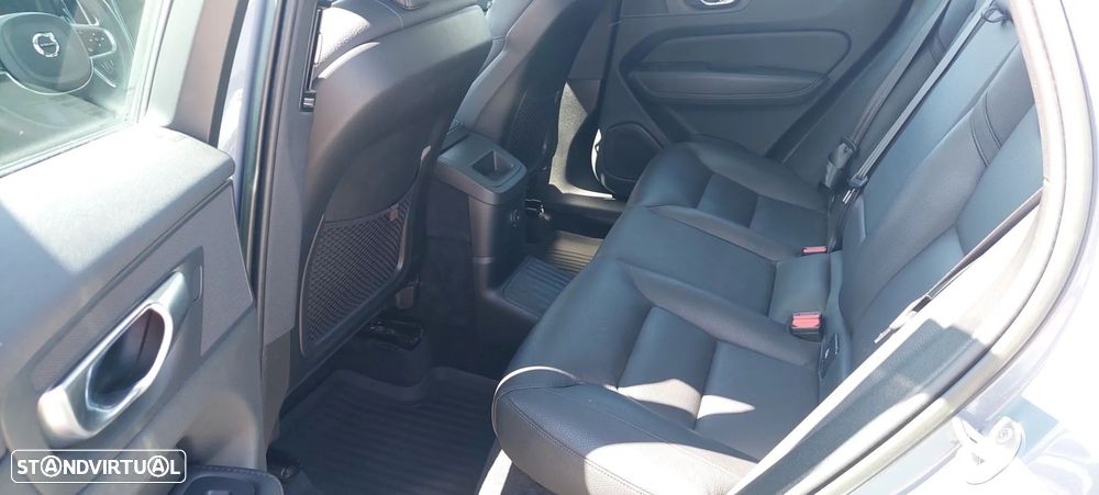 Volvo XC 60 2.0 T6 PHEV Plus Dark AWD - 18