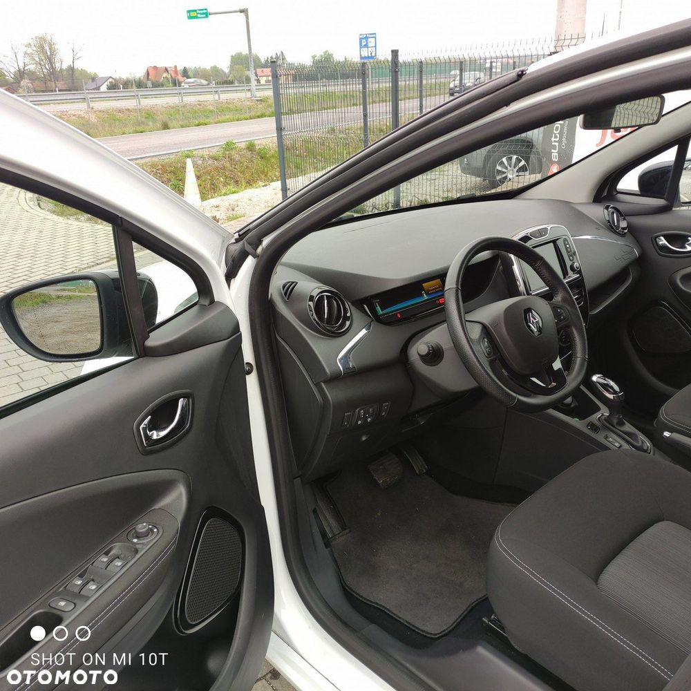 Renault Zoe - 16