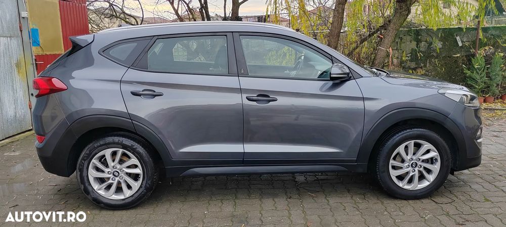 Hyundai Tucson blue 1.6 GDi 2WD Navi - 2