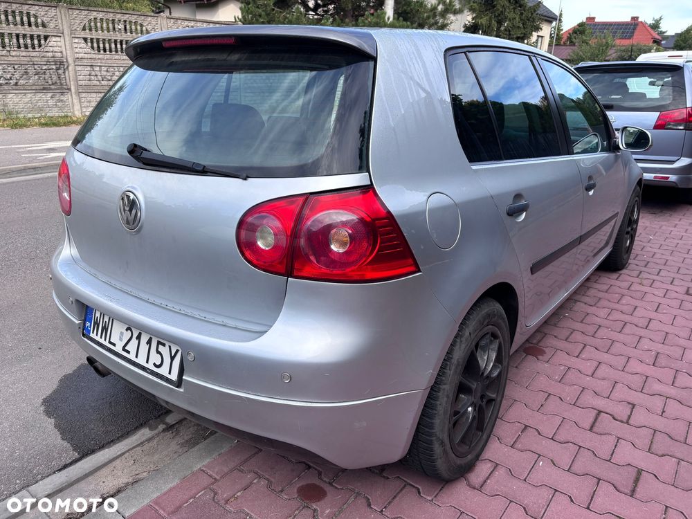 Volkswagen Golf 1.4 FSI Comfortline - 2