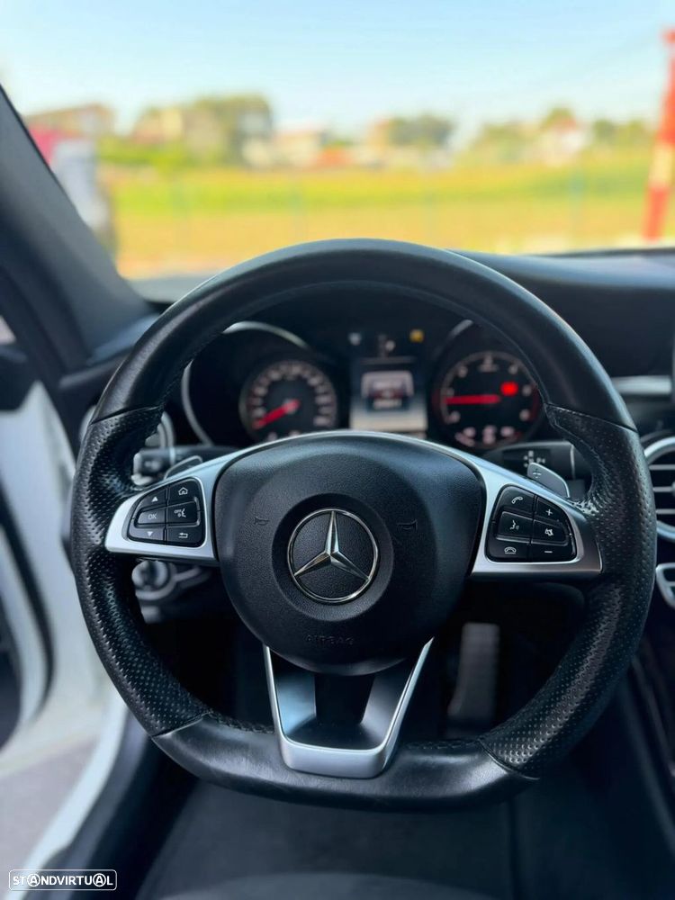Mercedes-Benz C 250 d Aut. — fotografia 14