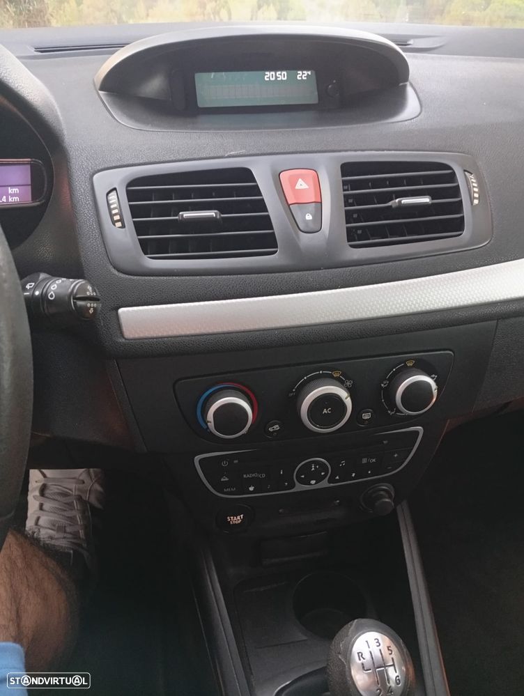 Renault Mégane Sport Tourer - 5