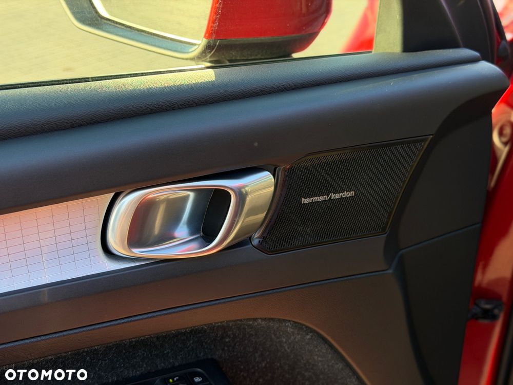 Volvo XC 40 D3 Geartronic Momentum Core - 11