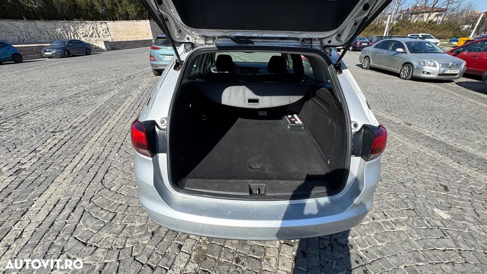 Opel Astra 1.6 D (CDTI) Business - 11