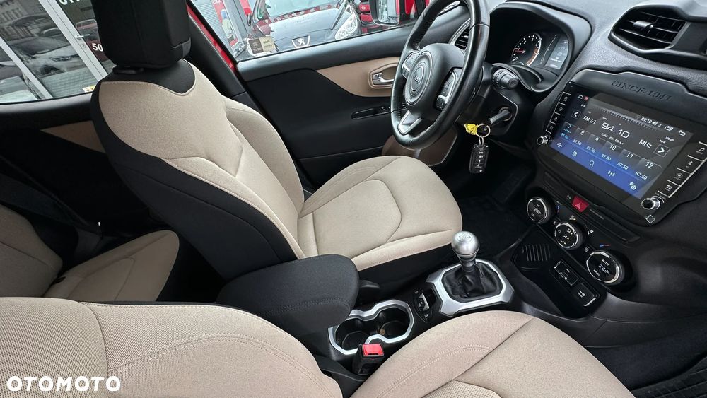 Jeep Renegade - 24