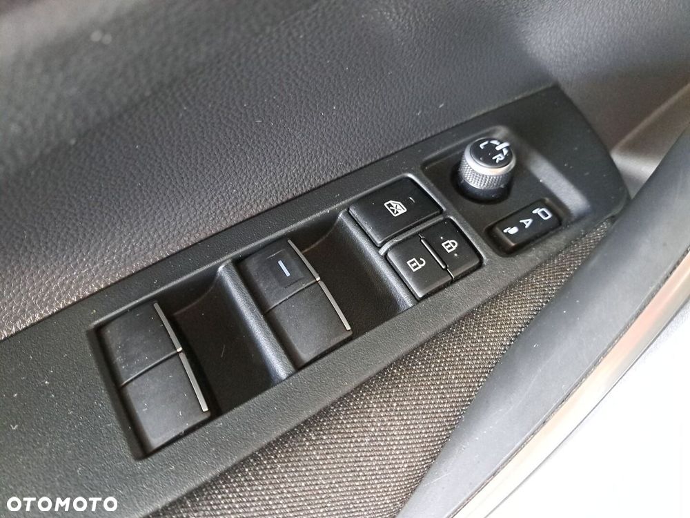 Toyota Corolla 1.8 Hybrid Comfort - 36