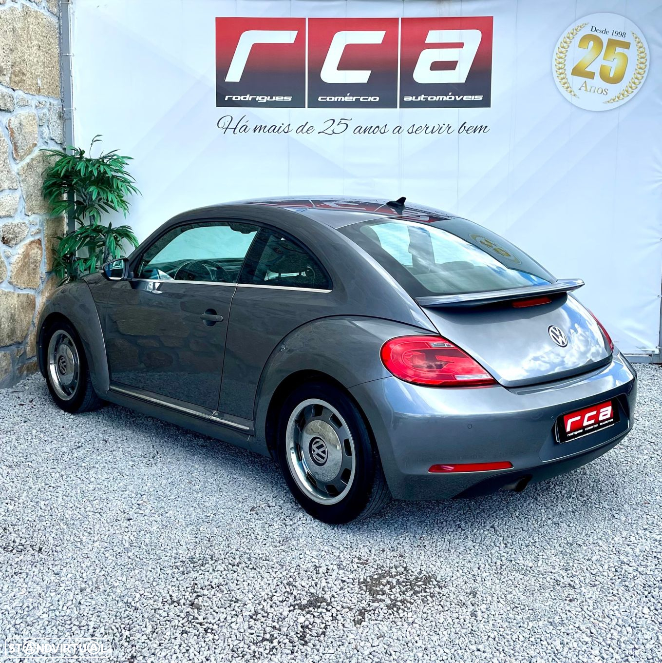 VW New Beetle 1.6 TDI DPF Fender Edition - 26