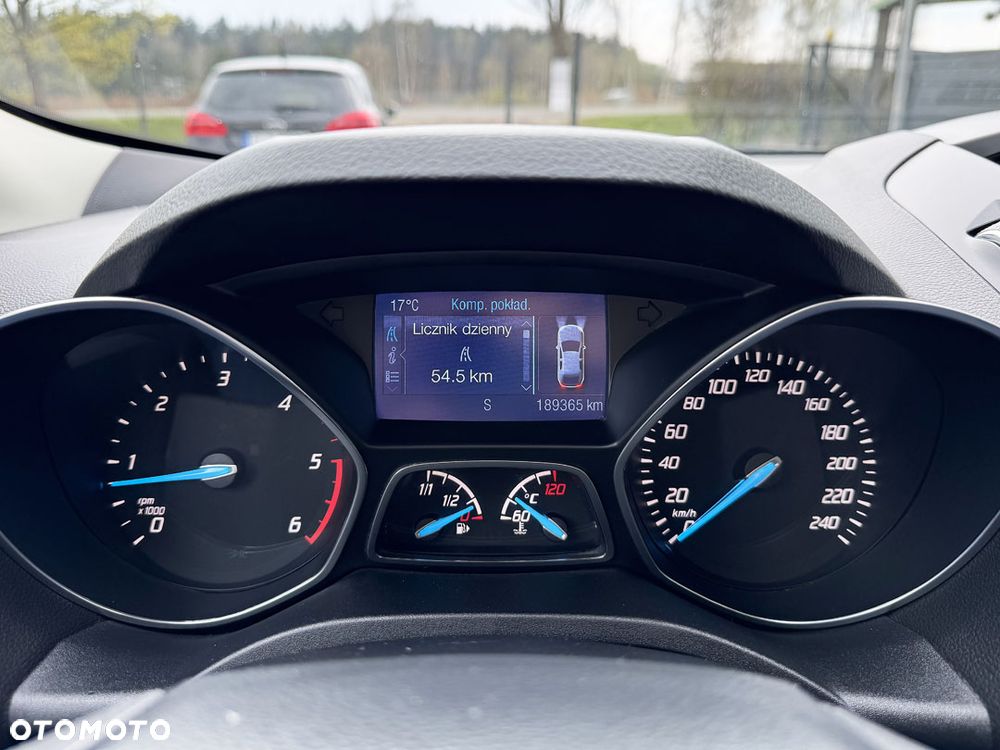 Ford Kuga 2.0 TDCi 4x4 Titanium - 22