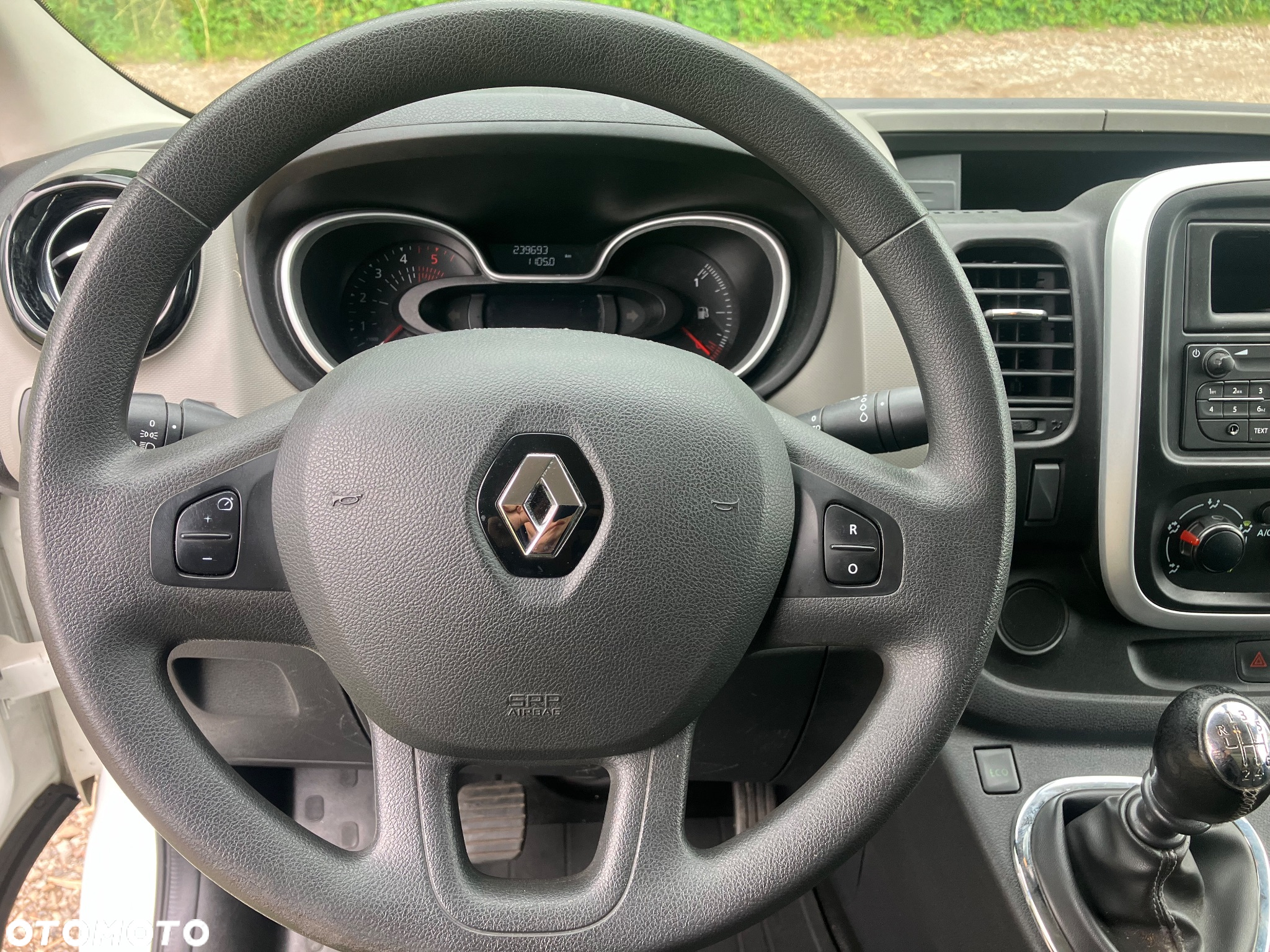 Renault Trafic Long - 10