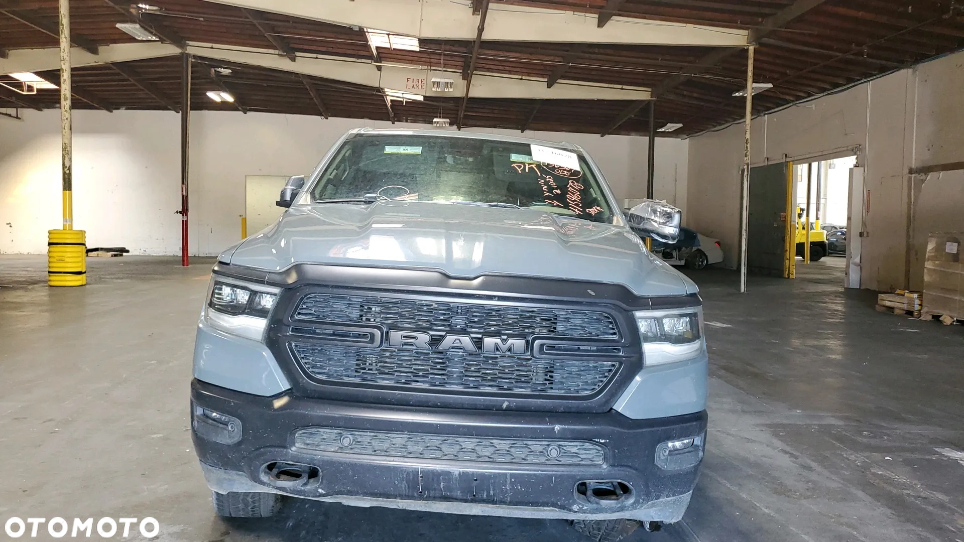 RAM 1500 Crew Cab Shortbed Bighorn