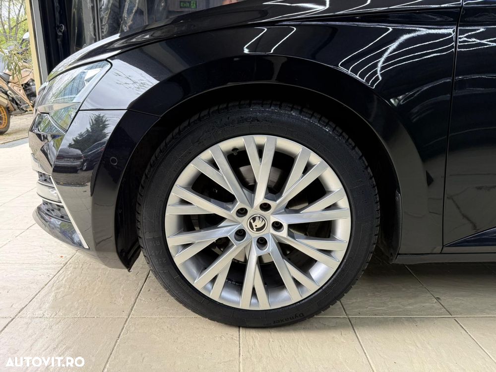Skoda Superb 2.0 TDI DSG Ambition - 8