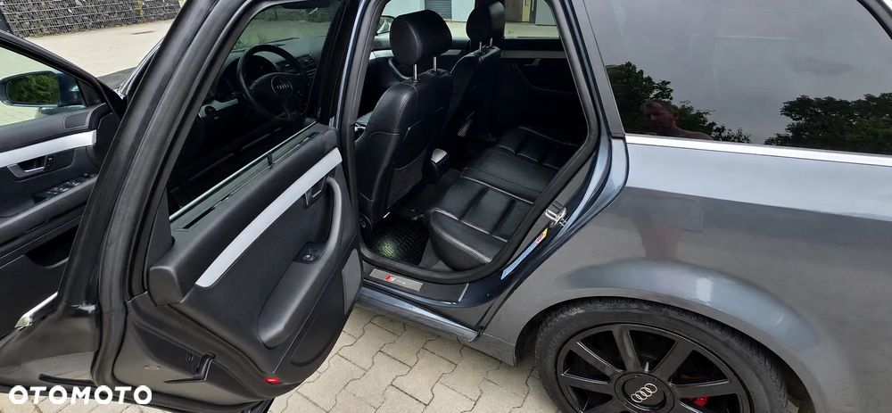 Audi A4 Avant 3 - 4