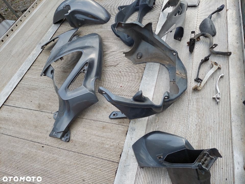 Honda NTV Deauville 700 bok boczek owiewka gmol wypełnienie błotnik - 3