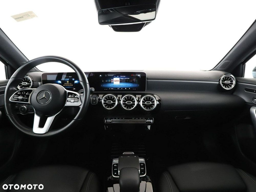 Mercedes-Benz Klasa A 200 7G-DCT - 16