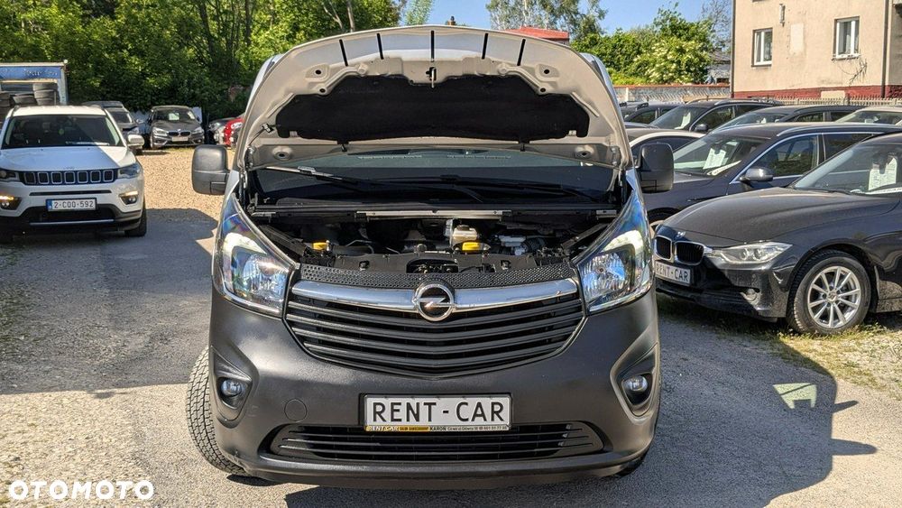 Opel Vivaro - 24