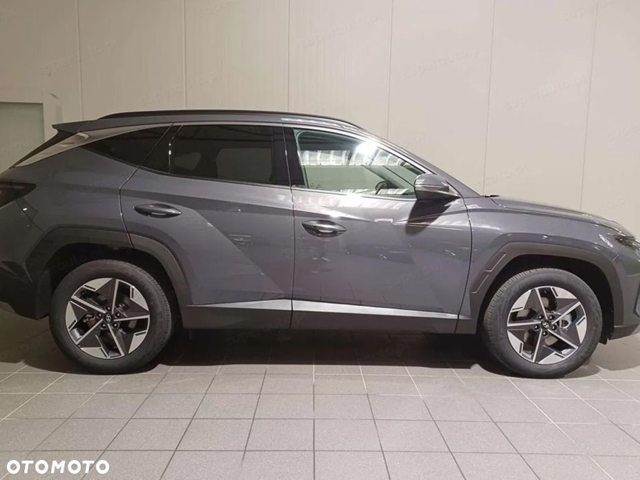 Hyundai Tucson 1.6 T-GDi HEV Executive 2WD - 5
