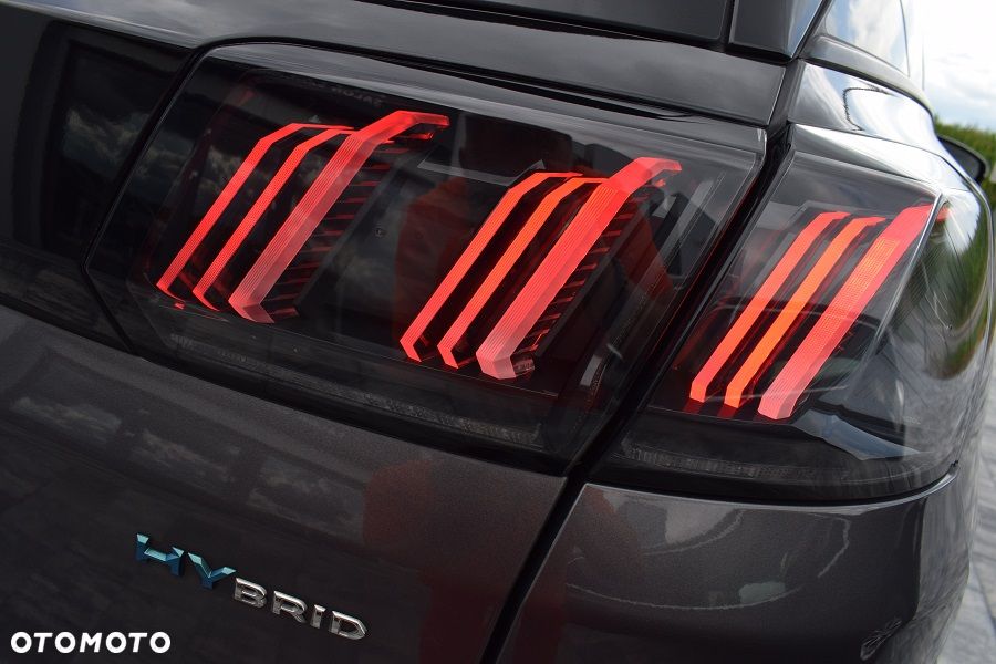 Peugeot 3008 1.6 PureTech Hybrid PHEV Allure Pack S&S EAT8 - 26