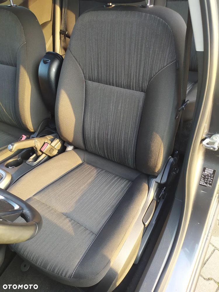 Opel Astra 1.4 Turbo Cosmo - 21