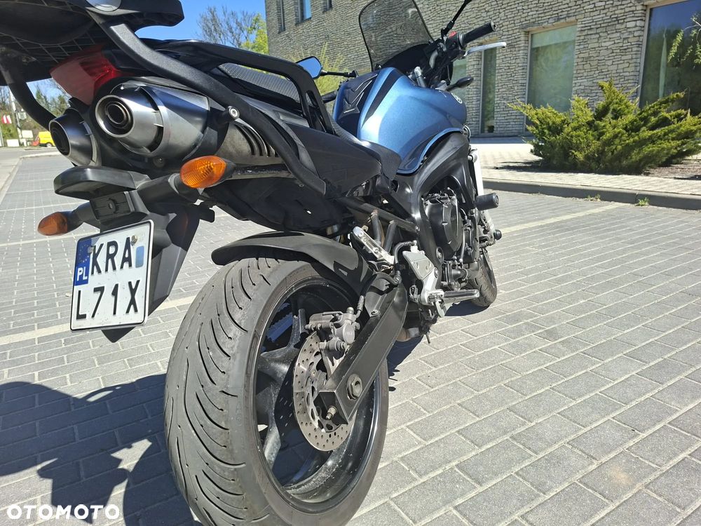 Yamaha FZ6 - 11
