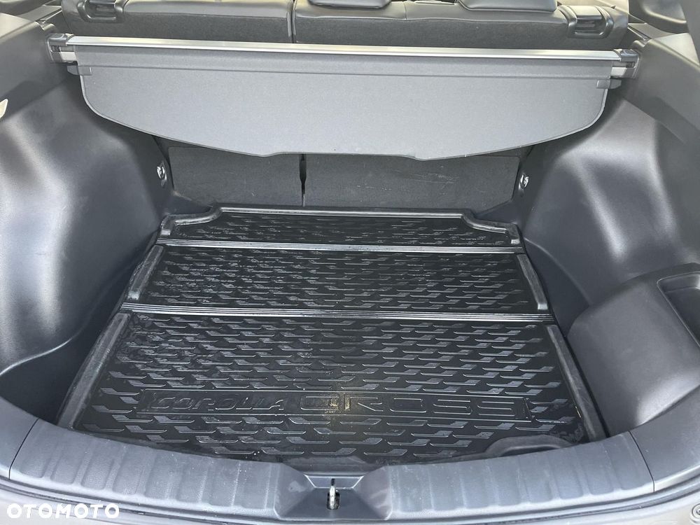 Toyota Corolla Cross 2.0 Hybrid Premiere Edition - 21