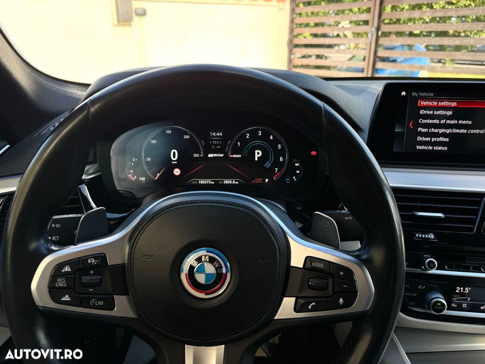 BMW Seria 5 530e Aut. M Sport Edition - 8