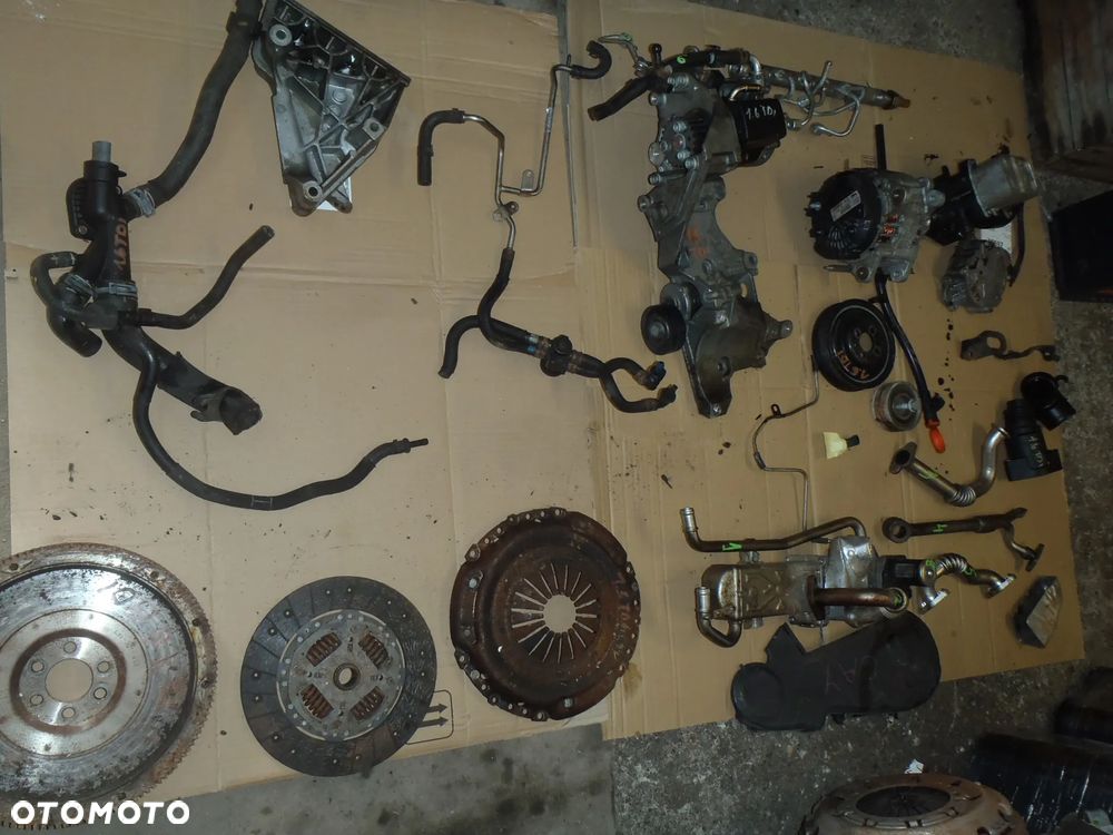 koło dwumasowe dwumas dwumasa osprzęt silnika cav b6 b7 caddy Q3 fabia polo caddy audi 1.6 tdi - 1