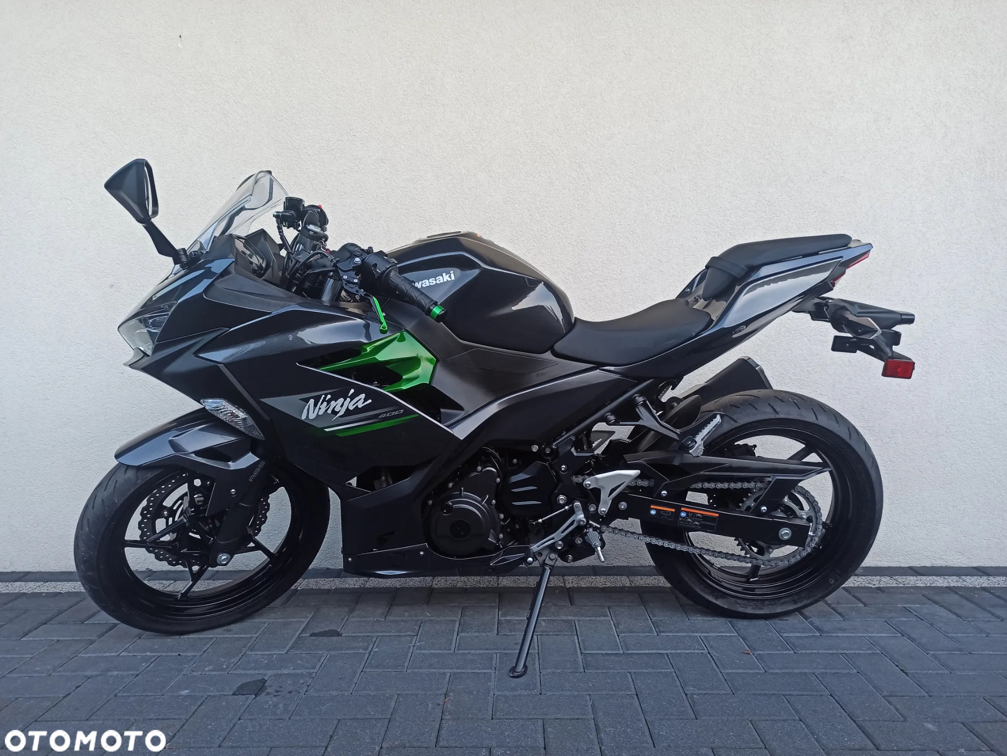 Kawasaki Ninja 400