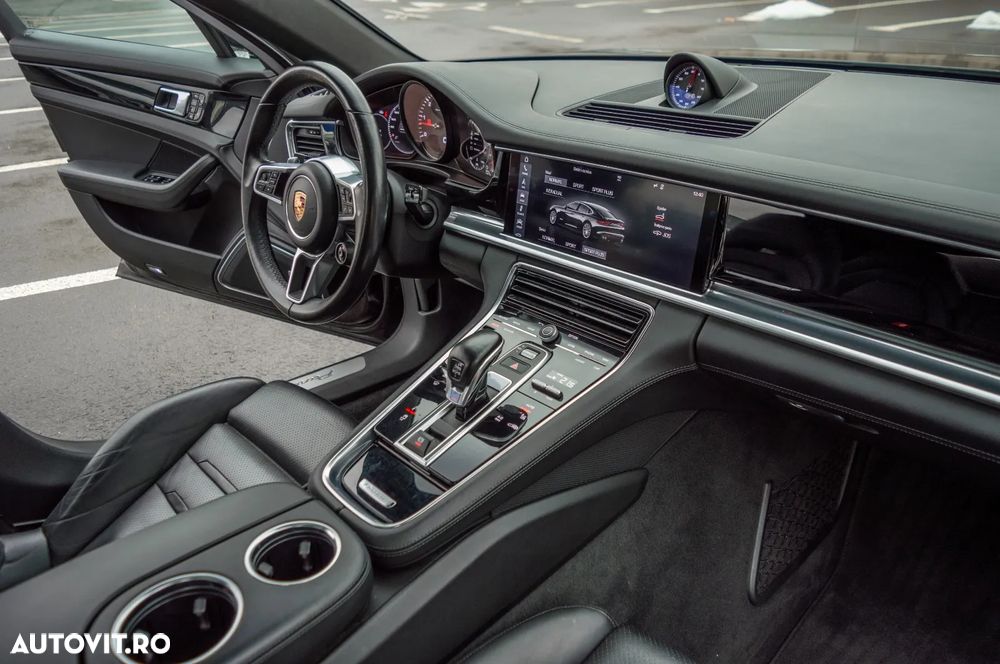 Porsche Panamera - 9