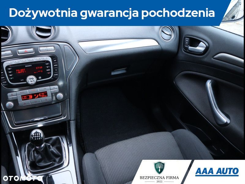 Ford Mondeo - 9