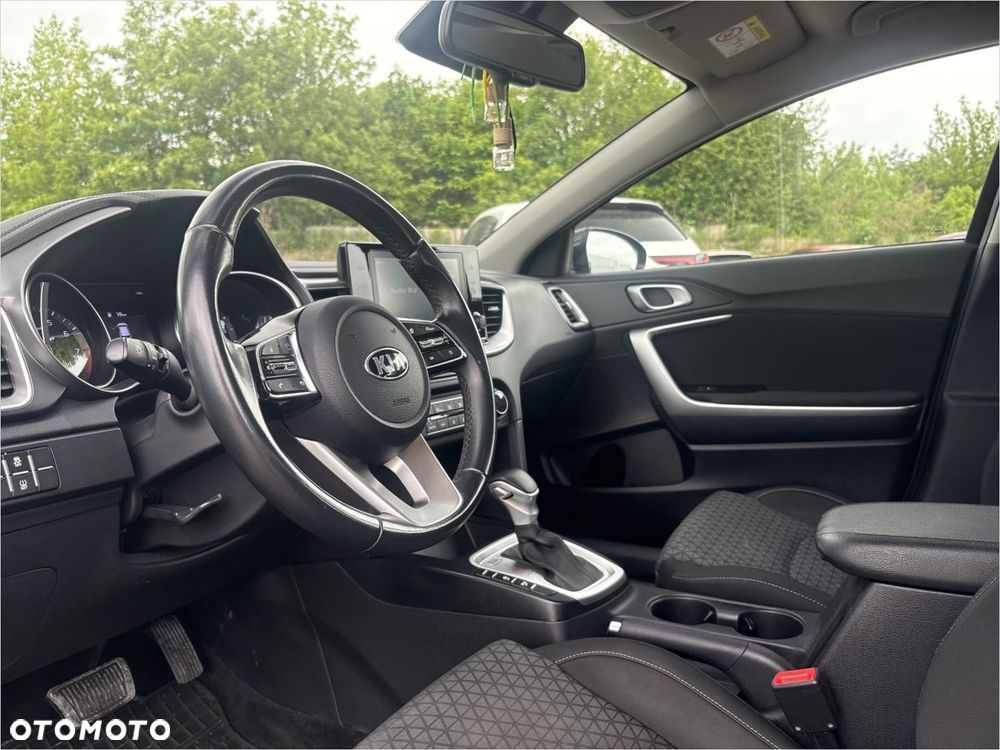 Kia Ceed 1.5 T-GDI M DCT - 10