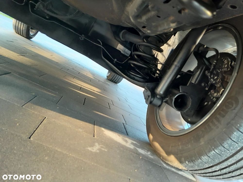 Nissan Juke 1.6 DIG-T Tekna - 17