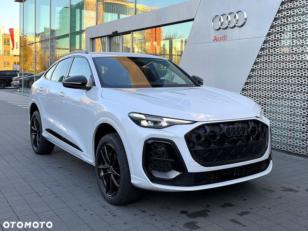 Audi Q5 Sportback - 11