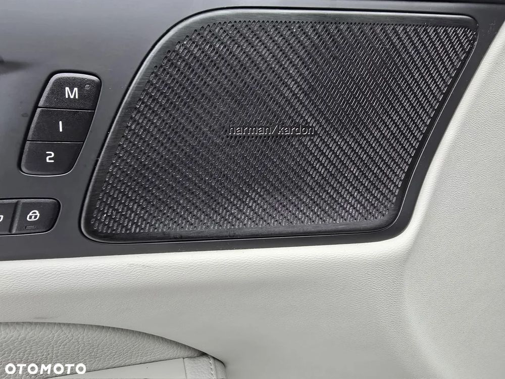 Volvo V60 T4 Geartronic R-Design - 12