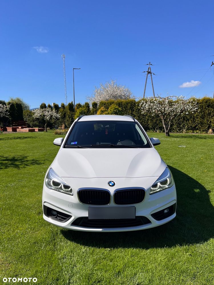 BMW Seria 2 218i - 9