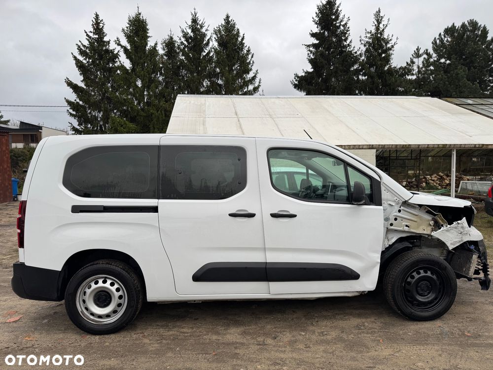 Peugeot Partner L2 S&S Pro EAT8 (bryg.) - 20