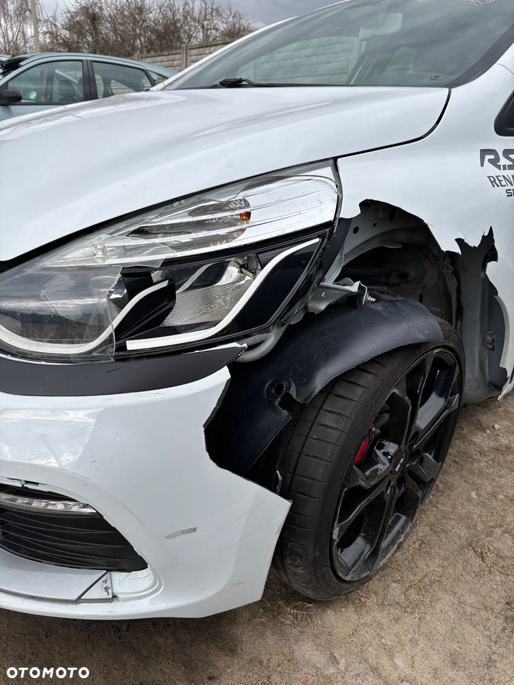 Renault Clio TCe 200 EDC Sport R.S - 8