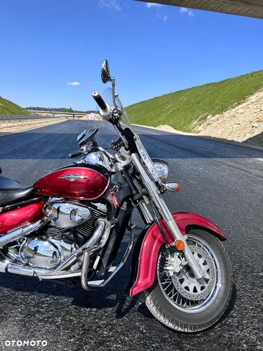 Suzuki VL 800 Volusia - Boulevard C50 - 2