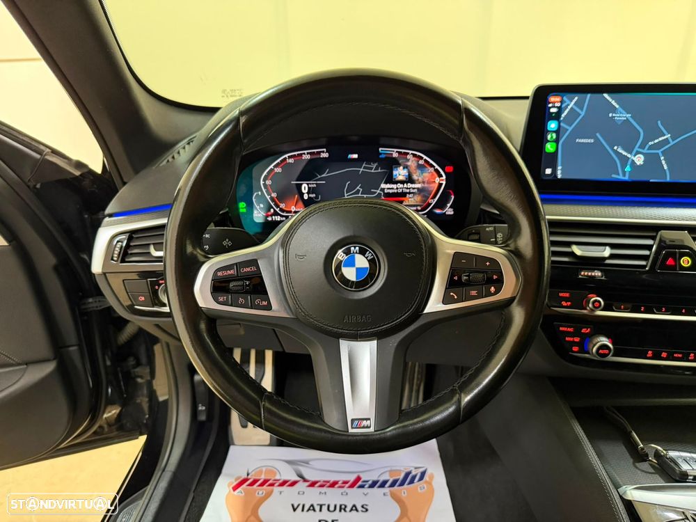 BMW 520 d Pack Desportivo M Auto - 23