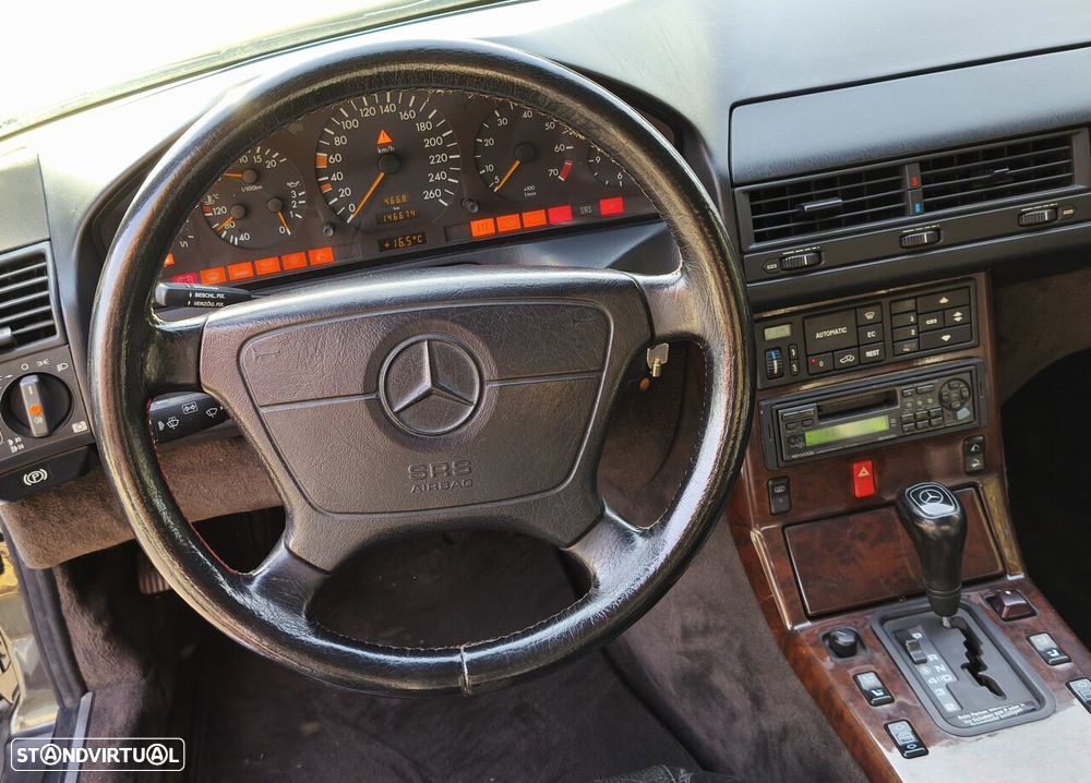 Mercedes-Benz SL 320 Standard - 18