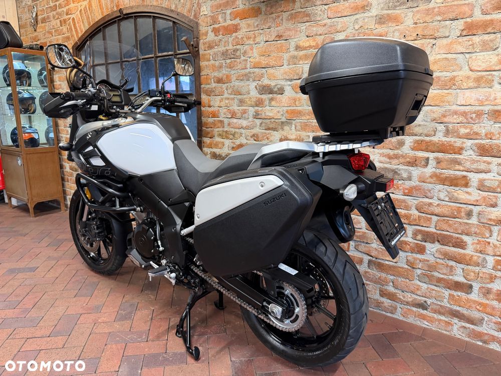 Suzuki DL - 6
