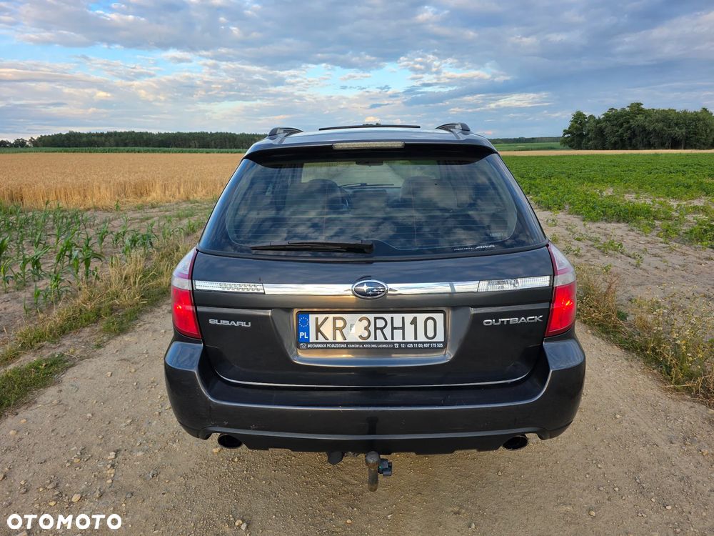 Subaru Outback - 4