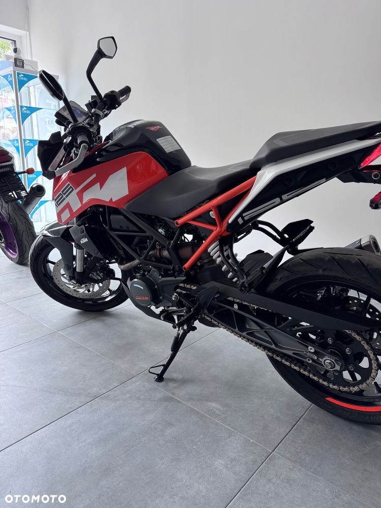 KTM Duke - 5