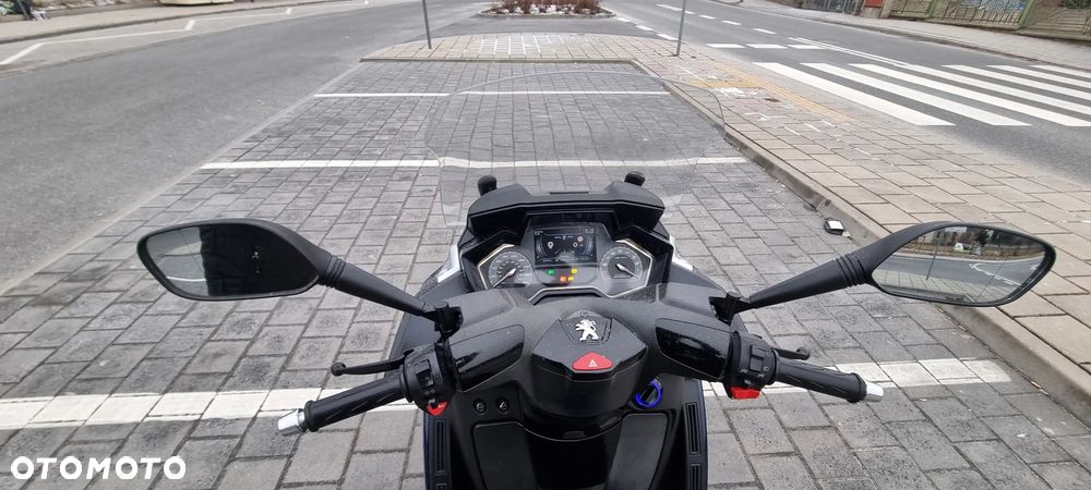 Peugeot Metropolis - 14