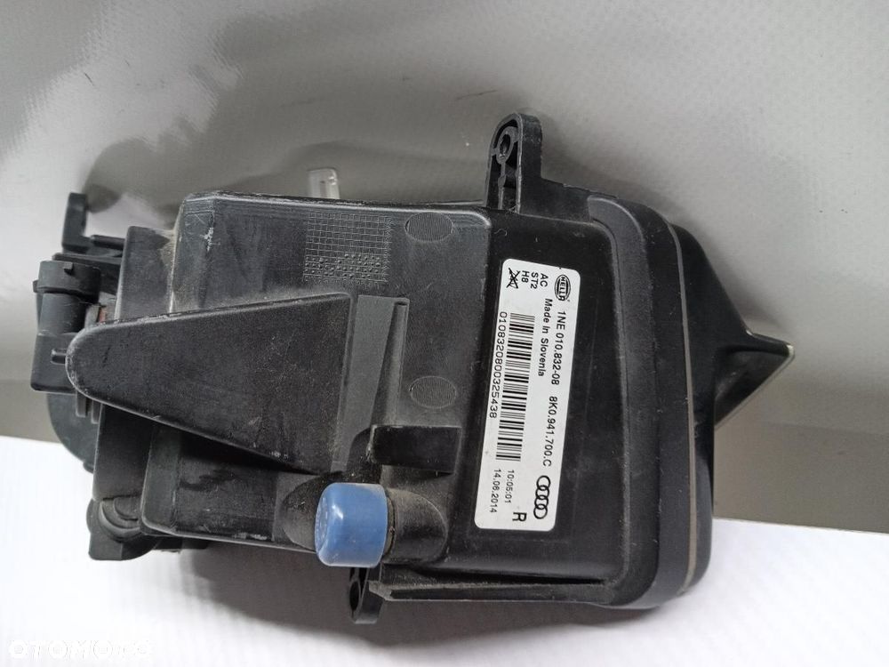 HALOGEN PRZÓD PRZEDNI PRAWY AUDI A4 B8 8K0941700 - 9