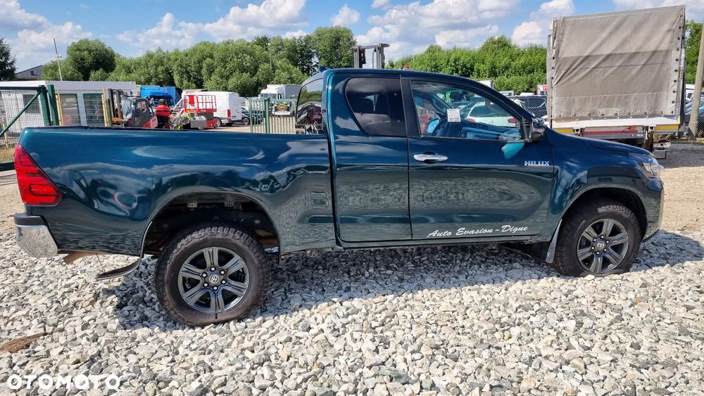 Toyota Hilux 4x4 Double Cab Autm Executive - 3