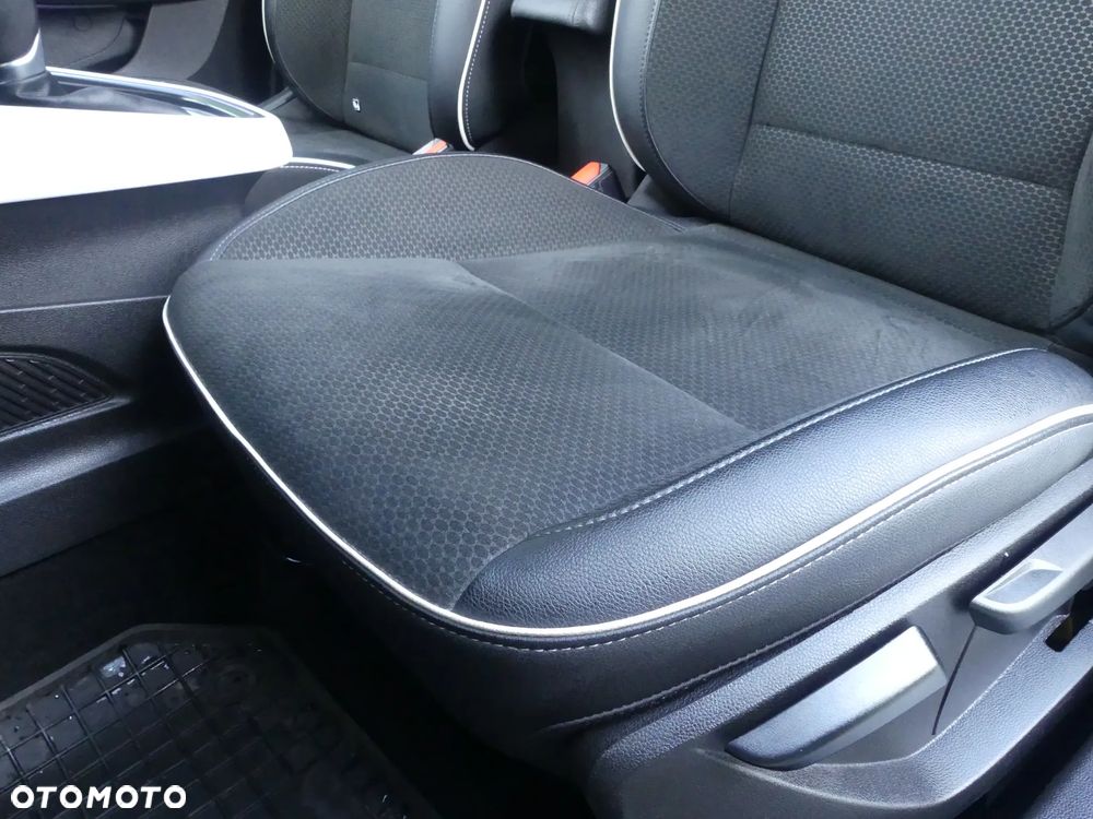 Renault Clio 1.3 TCe Intens EDC - 19