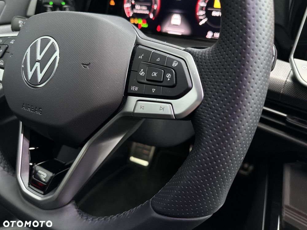 Volkswagen Golf Variant - 33