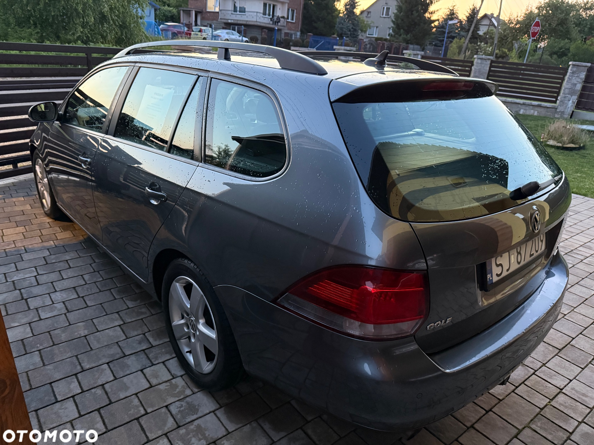 Volkswagen Golf VI 1.6 TDI BlueMot Comfortline - 11