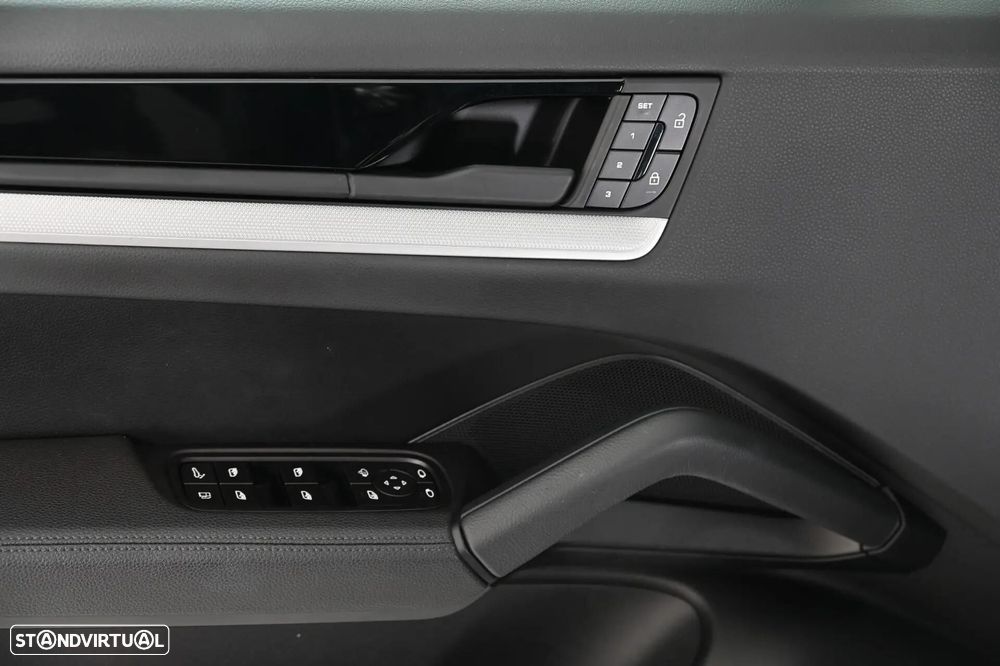 Porsche Cayenne S E-Hybrid Black Edition - 25